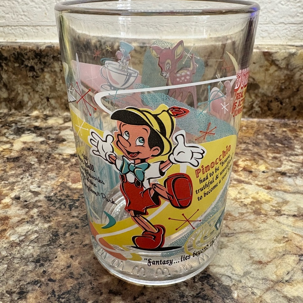 Walt Disney 100 years of Magic Glass